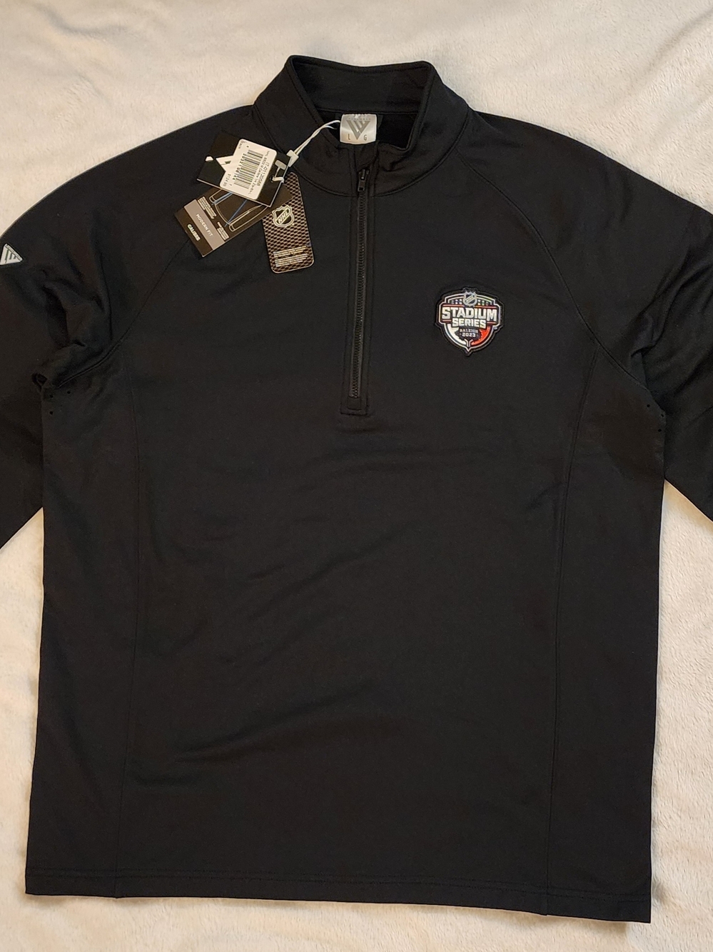 NHL 2023 Stadium Series  Levelwear Calibre Black Quarter Zip Pullover Size Large